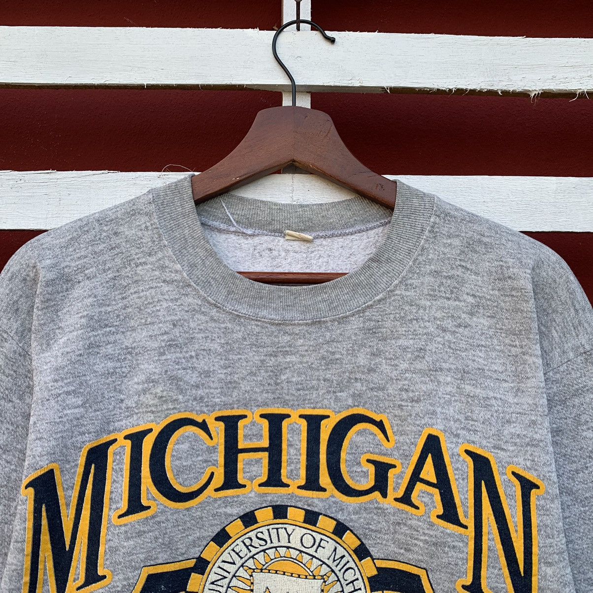 Vintage Vintage 1980s University Of Michigan Crewneck Big Logo Size US S / EU 44-46 / 1 - 3 Thumbnail