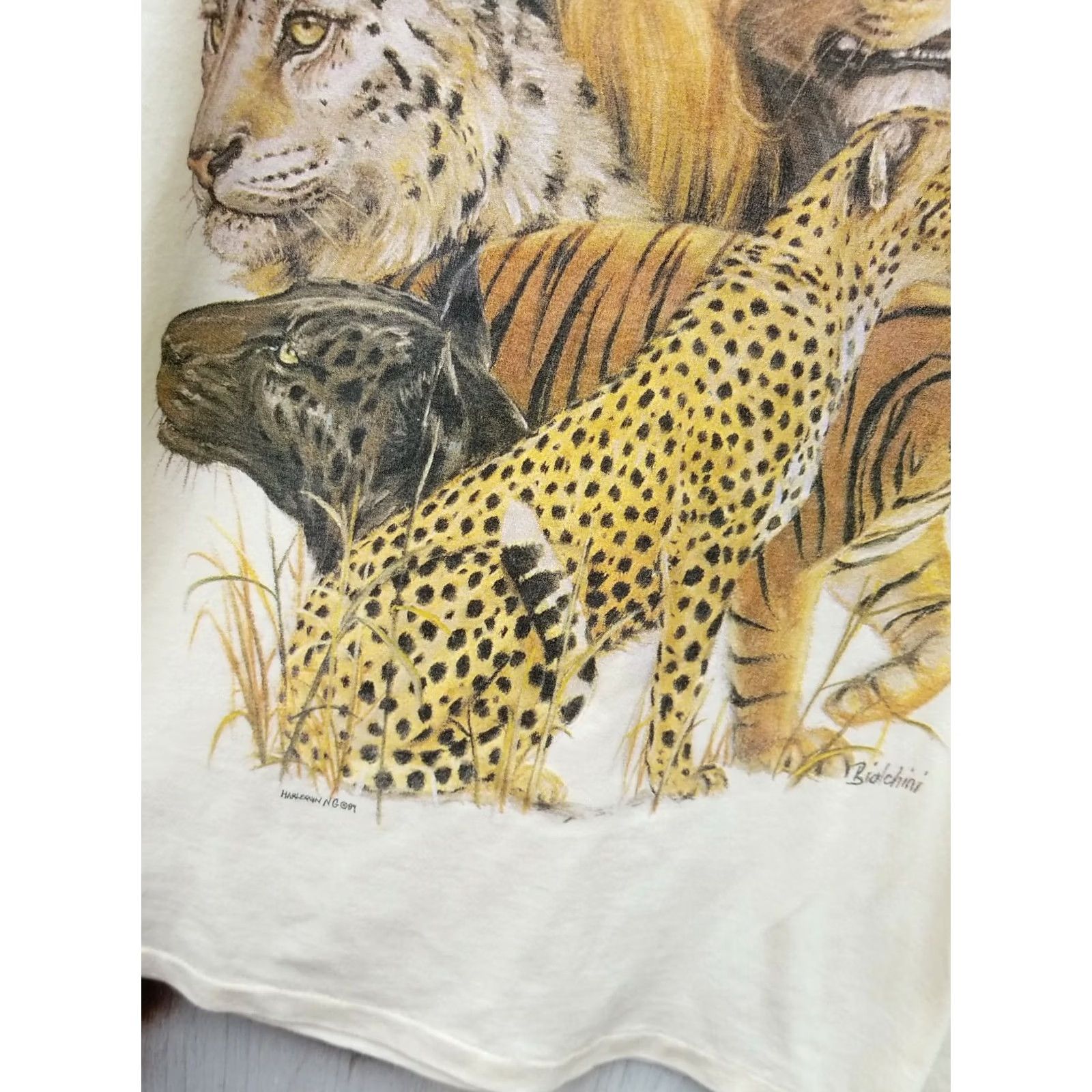 Vintage VINTAGE Harlequin T-Shirt Men Large Cotton Tiger Lion Leopard Graphic Tee 1989 80s RARE Rock Size US L / EU 52-54 / 3 - 3 Thumbnail