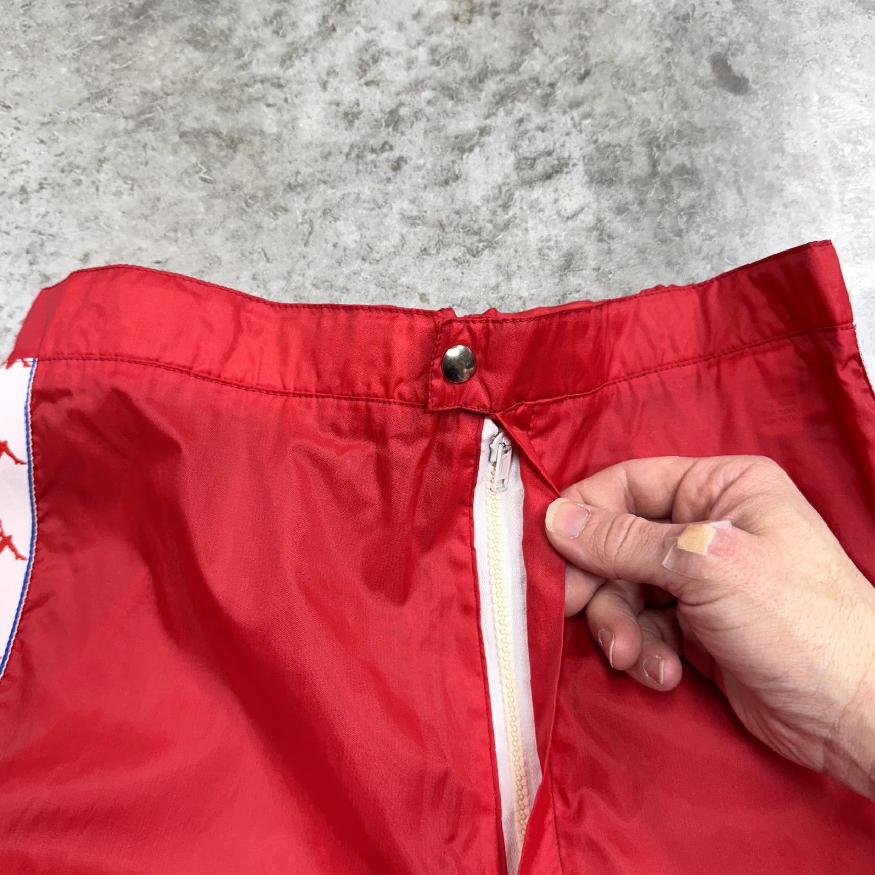 Kappa VINTAGE Kappa Sport Track Pants Mens 50 Red Made In Italy Zip Hems Logo Tape 90s Size US 34 / EU 50 - 3 Thumbnail