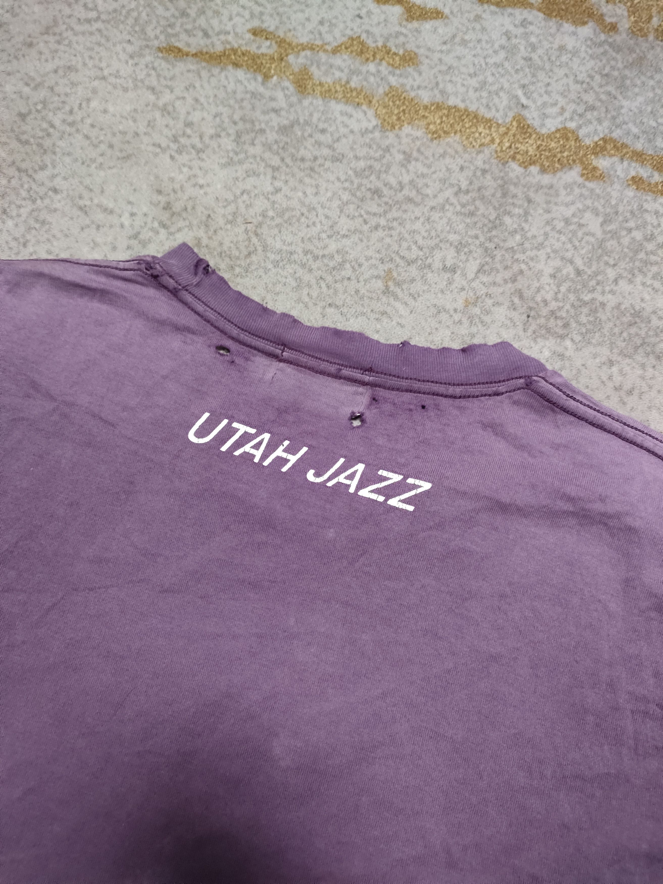 Vintage Vintage Distressed Utah Jazz Size US L / EU 52-54 / 3 - 2 Thumbnail