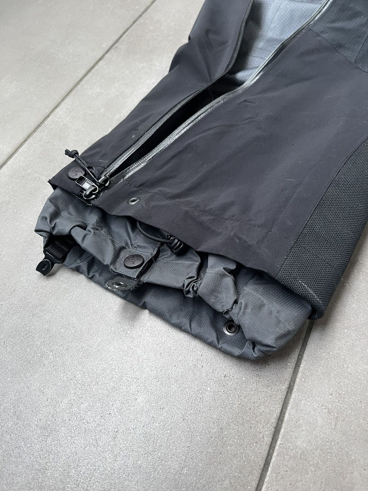 Arc'teryx Arc'Teryx Beta AR Technical Full Zipped Black Ski Pants Size US 32 / EU 48 - 19 Thumbnail