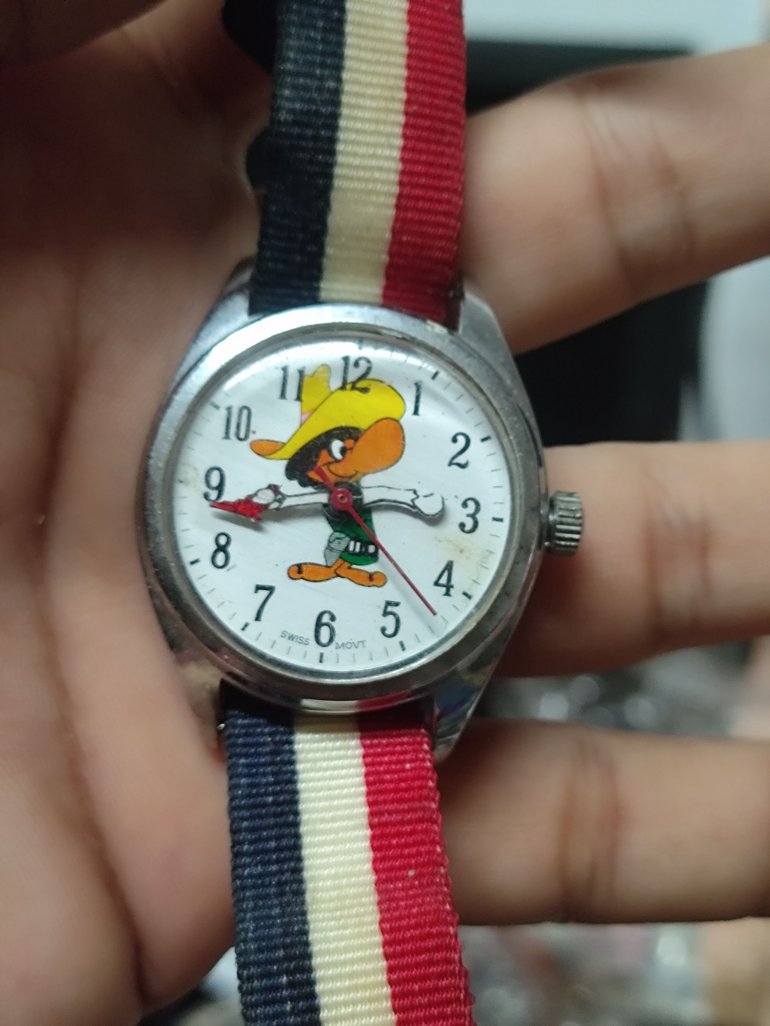 Vintage Vintage Collection Cartoon Swis Made Watch Automatic Size ONE SIZE - 2 Thumbnail