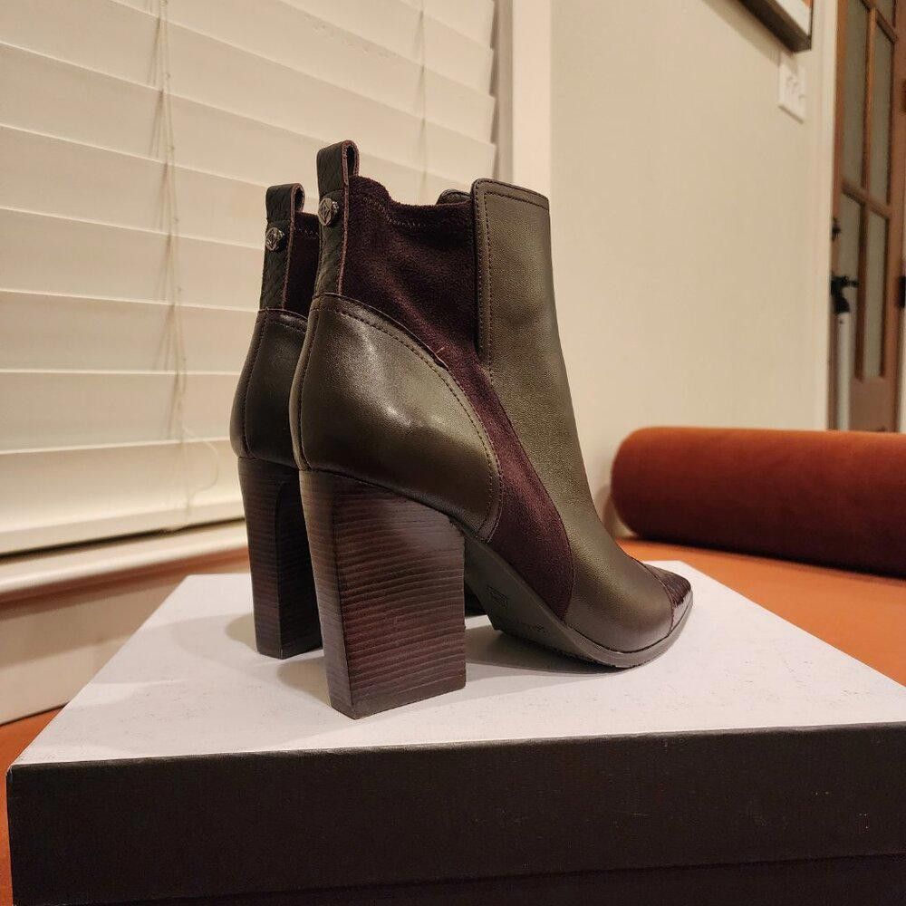 Donald Pliner Donald J. Pliner Nicco Bootie in Dark Brown/Chocolate Size US 8.5 / IT 38.5 - 3 Thumbnail