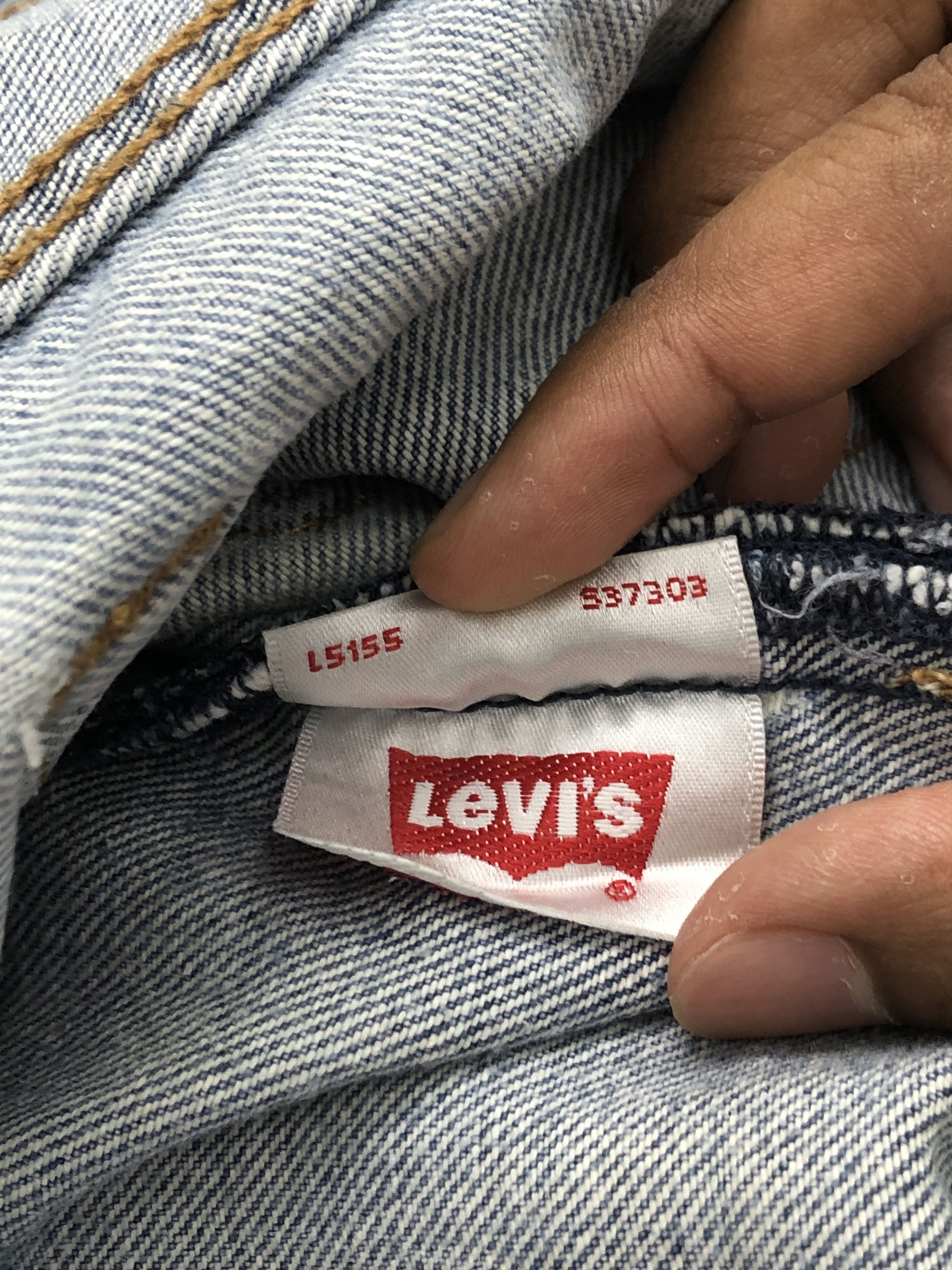 Levi's Vintage Levi's 501 Button Fly Jeans DP2310 Size US 37 - 7 Thumbnail