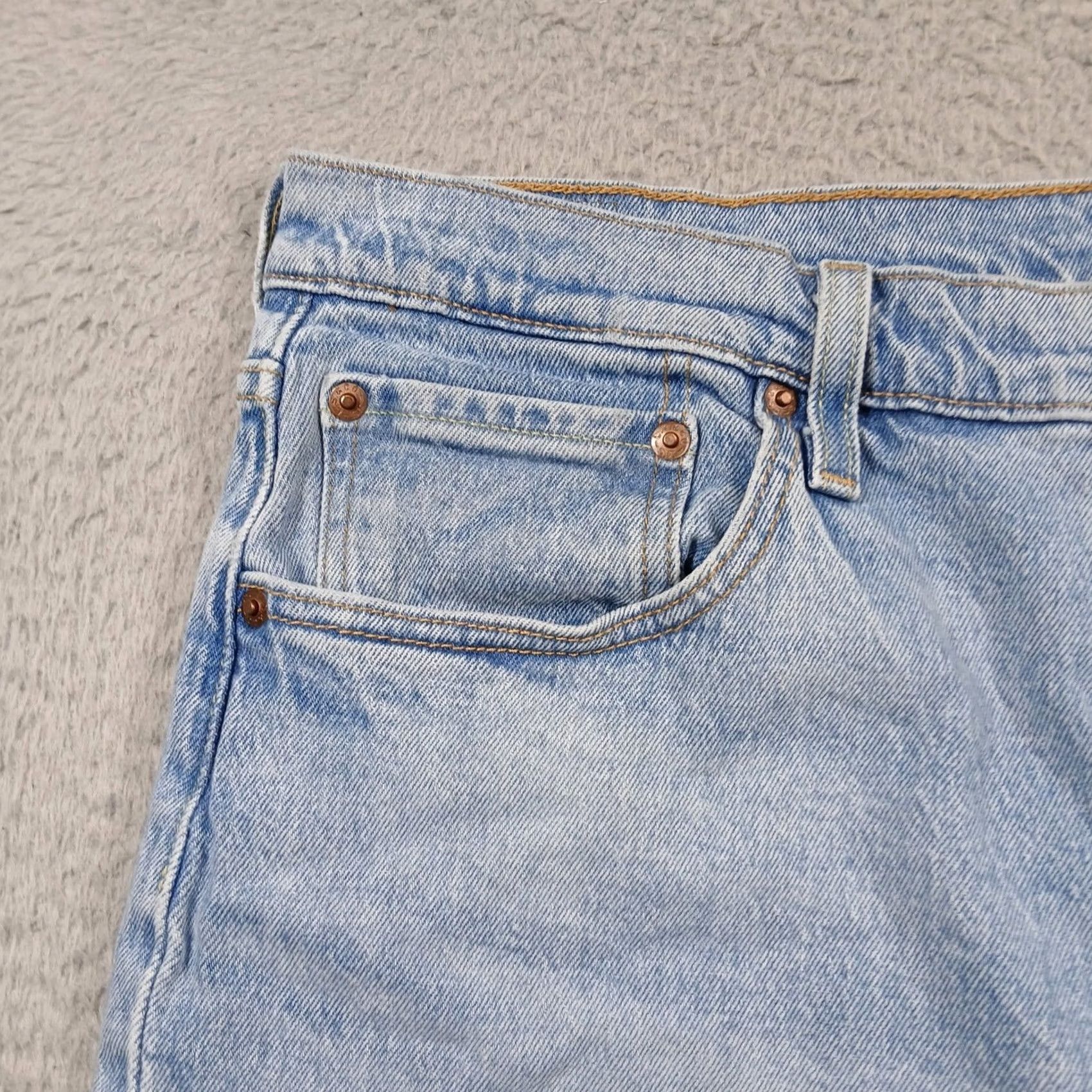 Levi's VINTAGE? No. Levi's 501 S Skinny Jeans Button Fly Light Wash Women W33 L28 EUC Size 24" / US 00 / IT 34 - 7 Thumbnail