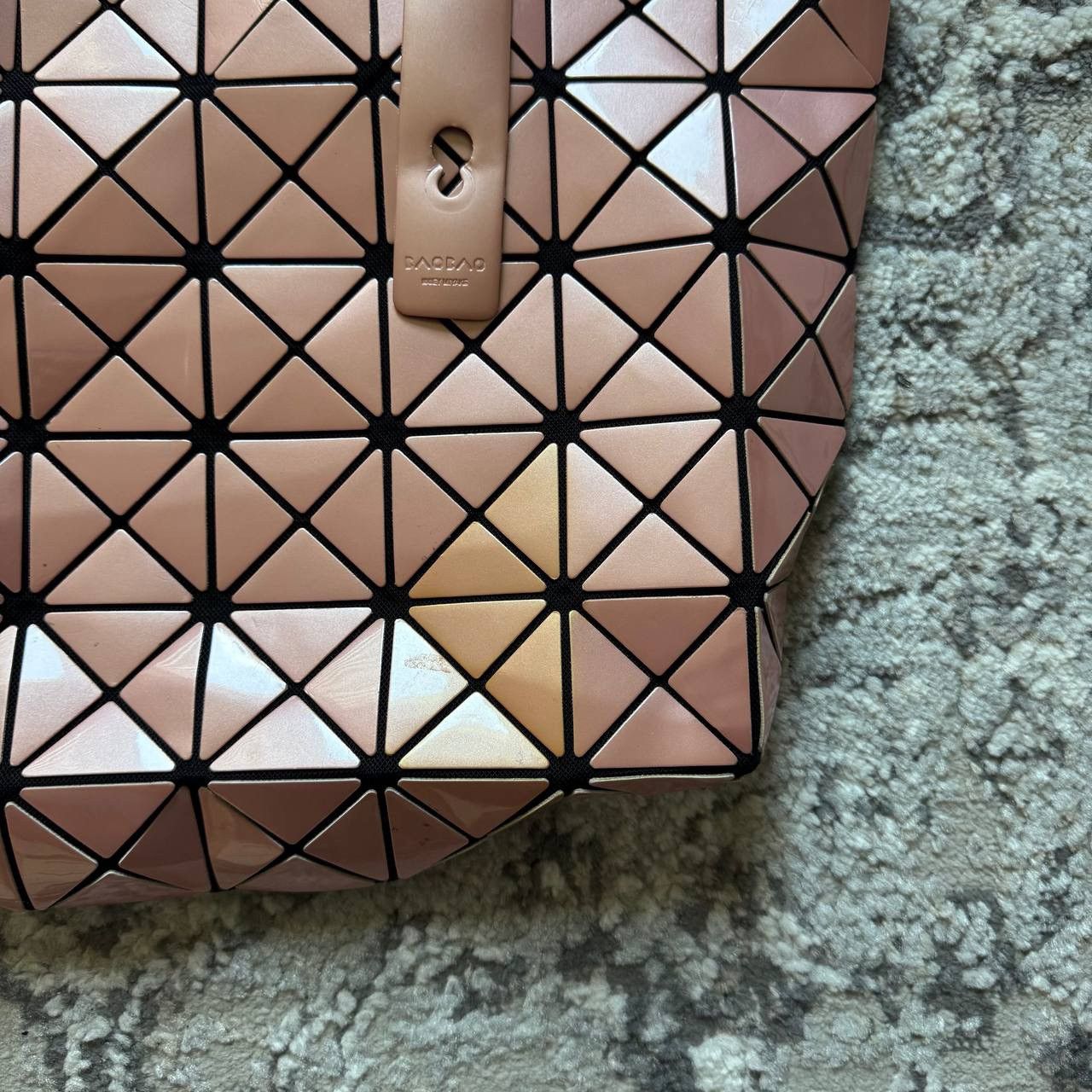 Issey Miyake Issey Miyake BAO BAO Geometric Lucent Pink Hand Tote Bag Size ONE SIZE - 9 Thumbnail
