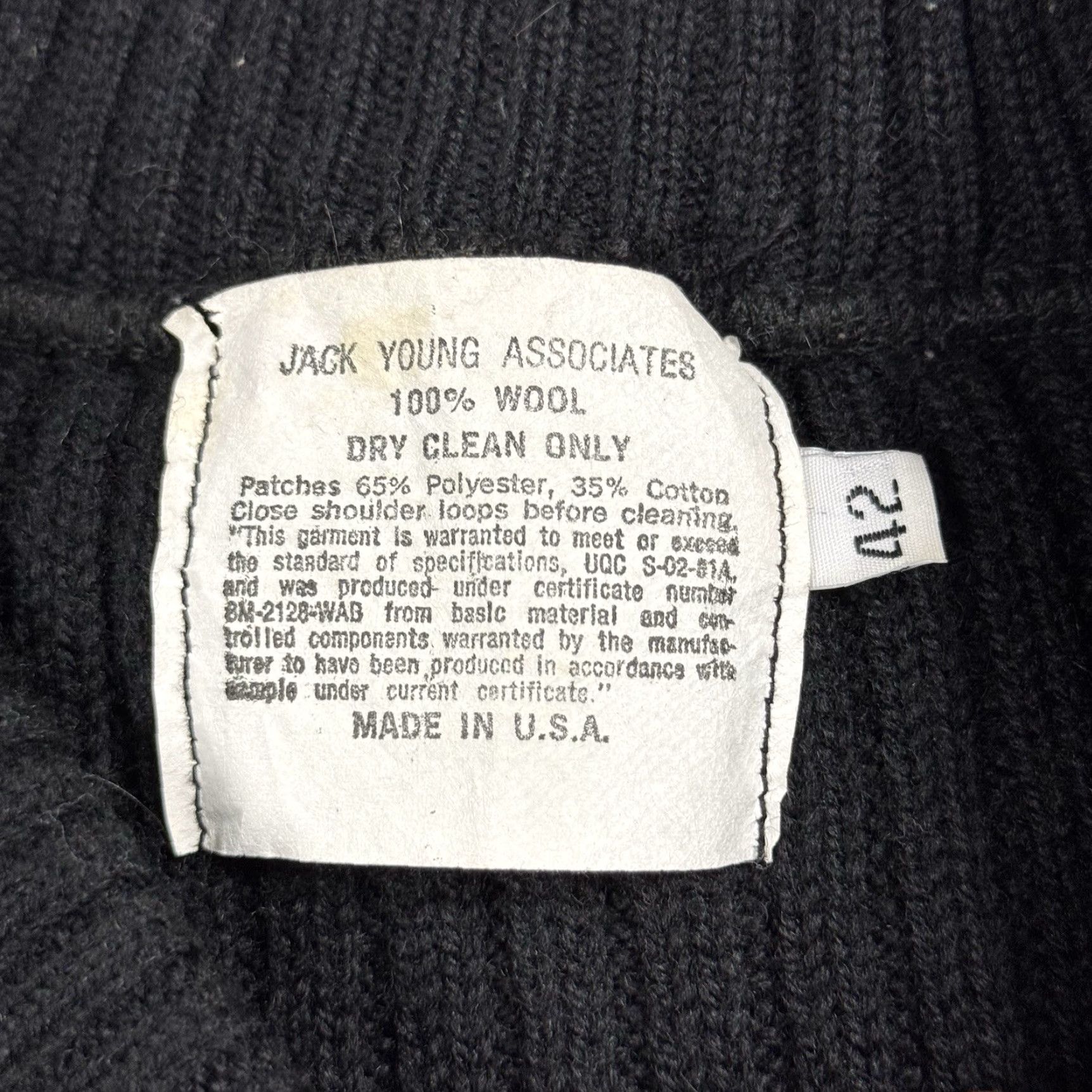 Commando VINTAGE Jack Young Commando Sweater Black Wool Military Size L Long Sleeve V-Neck Australia Size US L / EU 52-54 / 3 - 3 Thumbnail