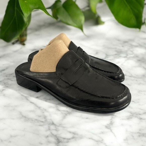 Franco Sarto Vintage Franco Sarto Black Leather Backless Loafers Size US 7.5 / IT 37.5 - 1 Thumbnail