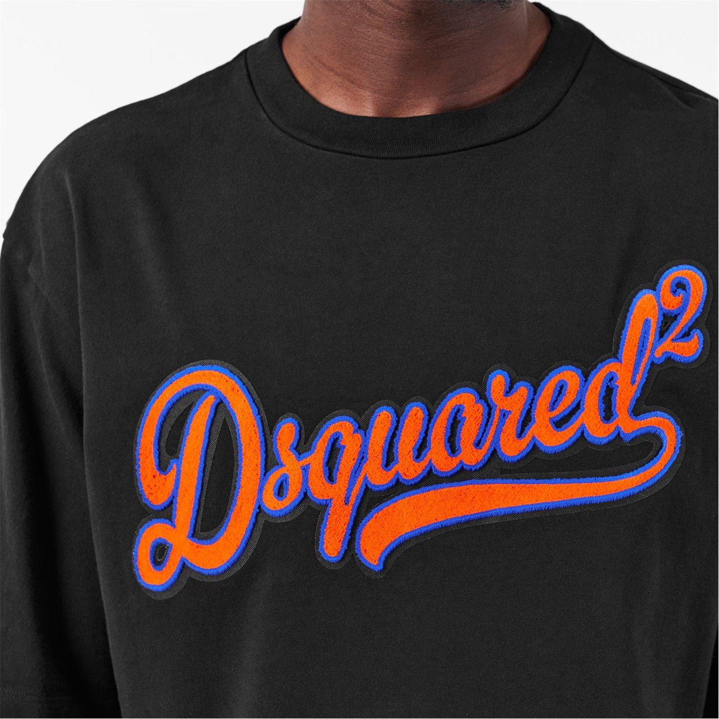 Dsquared2 o1g2r1mq0426 Oversized T-Shirt in Black Size US XL / EU 56 / 4 - 5 Thumbnail