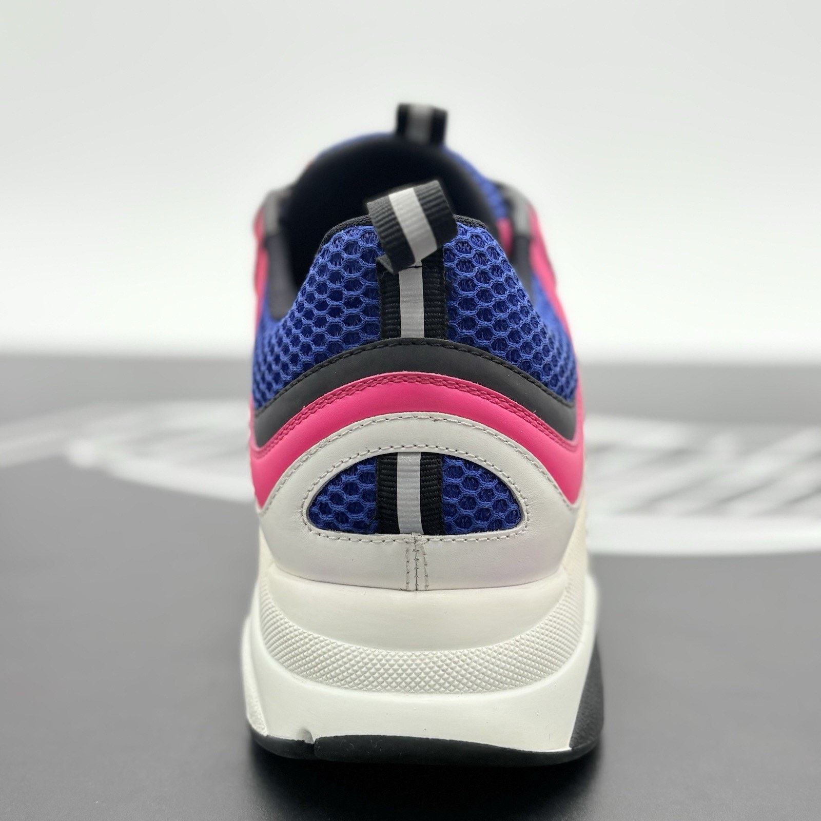 Dior Dior B22 Sneaker ' Pink Blue White ' | ONLY WORN 3x Size US 9 / EU 42 - 3 Thumbnail