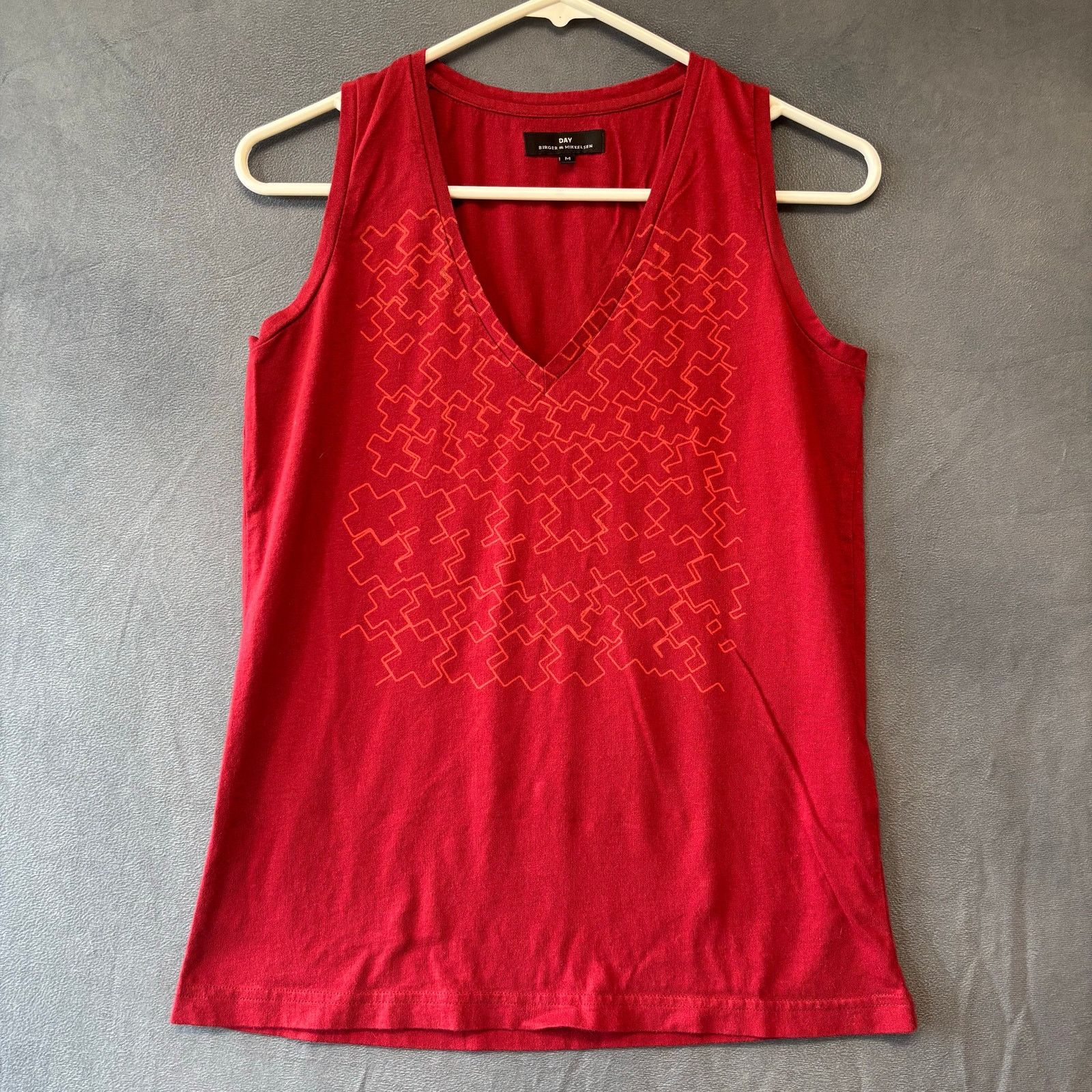 Other DAY Birger Et Mikkelson Tank Top V-Neck Sleeveless Shirt Size M / US 6-8 / IT 42-44 - 1 Thumbnail