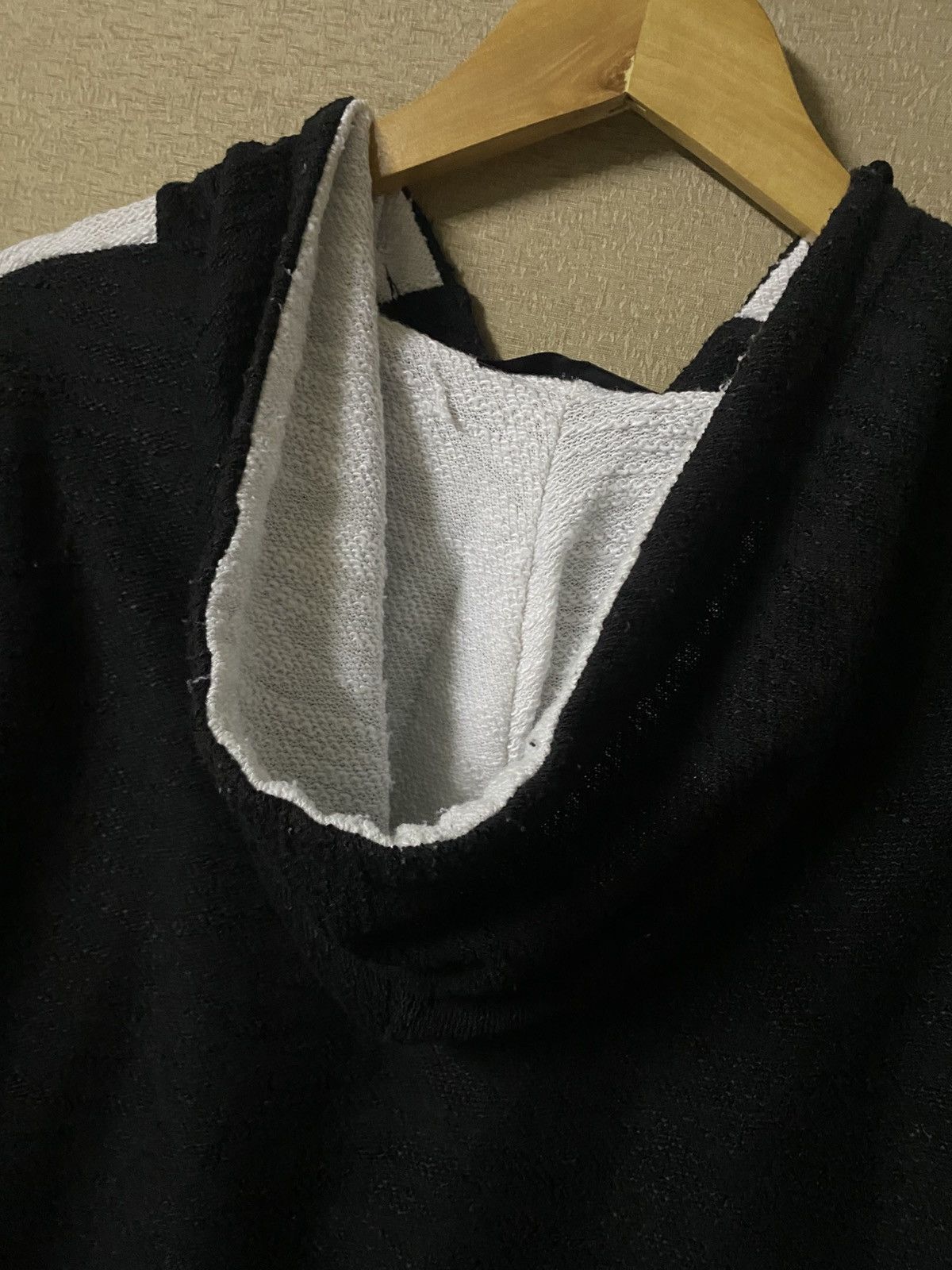 In The Attic IN THE ATTIC HOMME Half Sleeves Blend Colour Block Hoodie Size US M / EU 48-50 / 2 - 10 Thumbnail