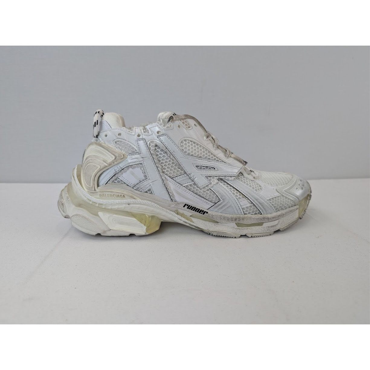 Balenciaga o1rshd1 Monocolor Runners in White Size US 11 / EU 44 - 4 Thumbnail