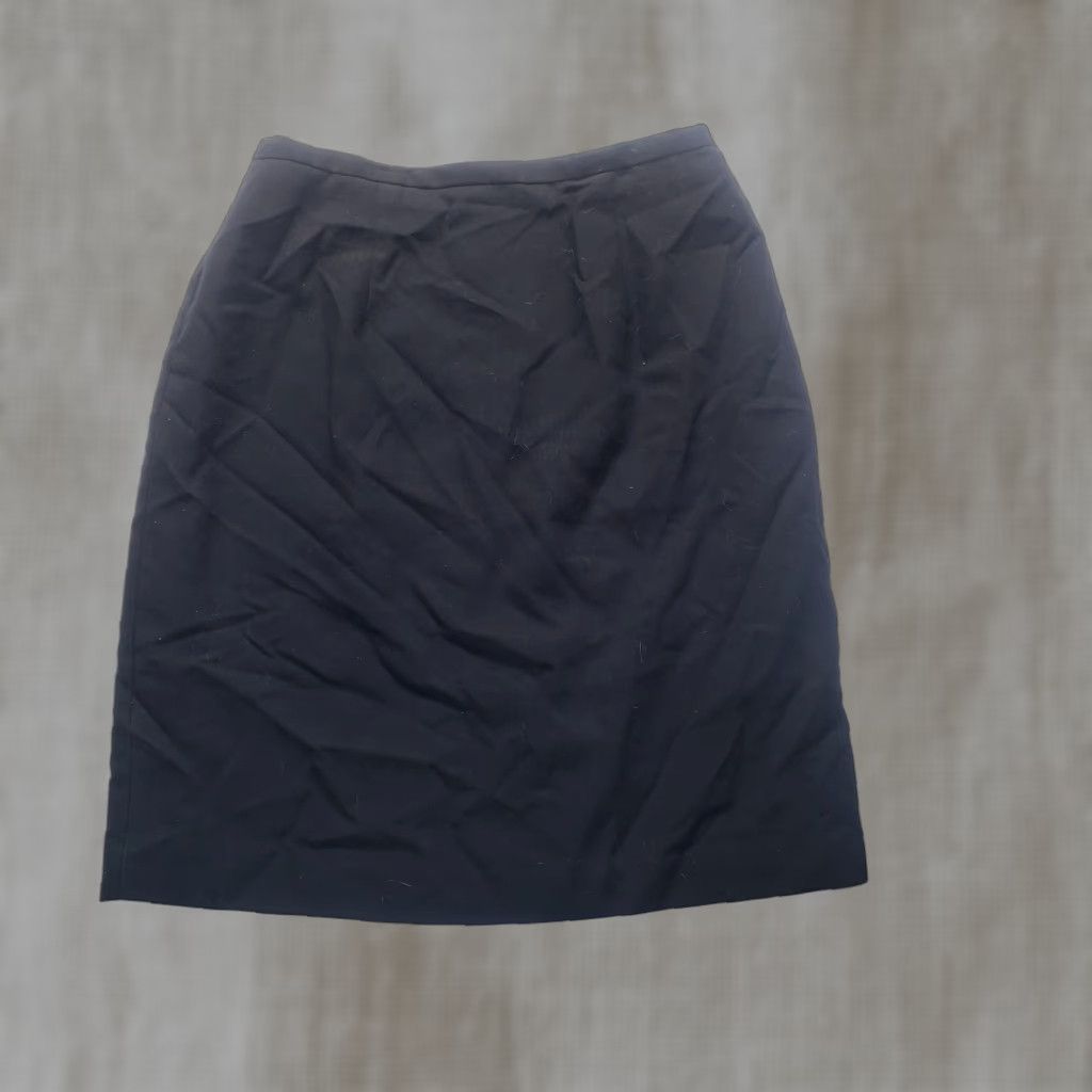 Worthington Worthington Solid Black Skirt Adult Women's Size 10 Polyester Spandex Rayon Knee Length Black Women Skirt 10 Mens? Size 32" / US 10 / IT 46 - 1 Thumbnail