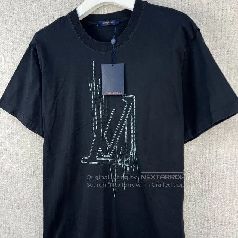 Louis Vuitton Louis Vuitton Monogrammed fringed embroidered crew neck sh Size US XL / EU 56 / 4 - 2 Thumbnail