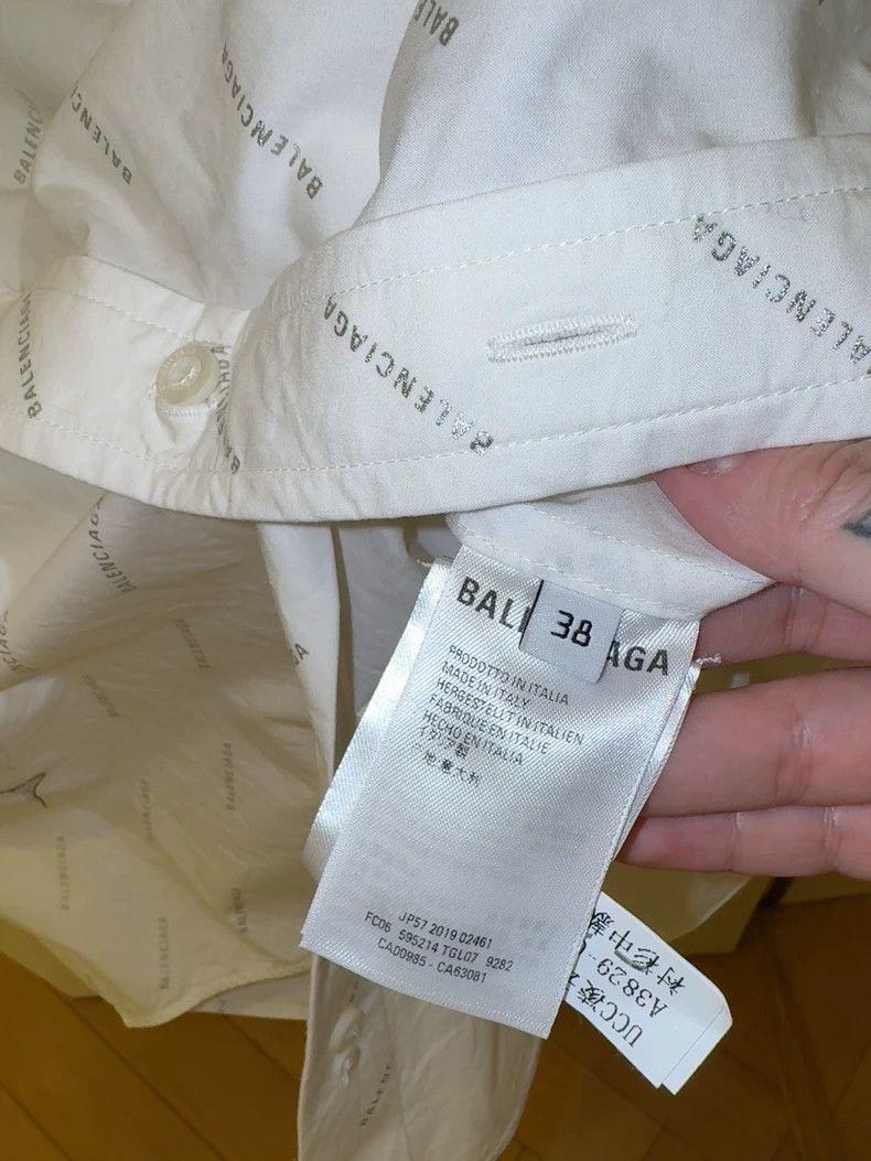 Balenciaga Balenciaga size 38 Thin white shirt Size US XS / EU 42 / 0 - 6 Thumbnail