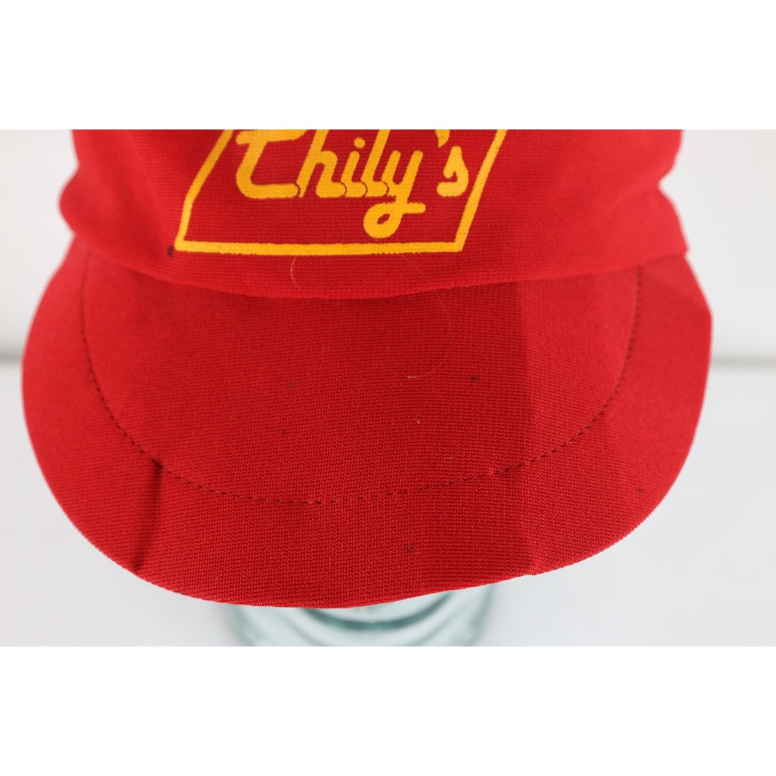Vintage Vintage 70s Chilly's Restaurant Spell Out Visor Hat Cap Red Size ONE SIZE - 2 Thumbnail