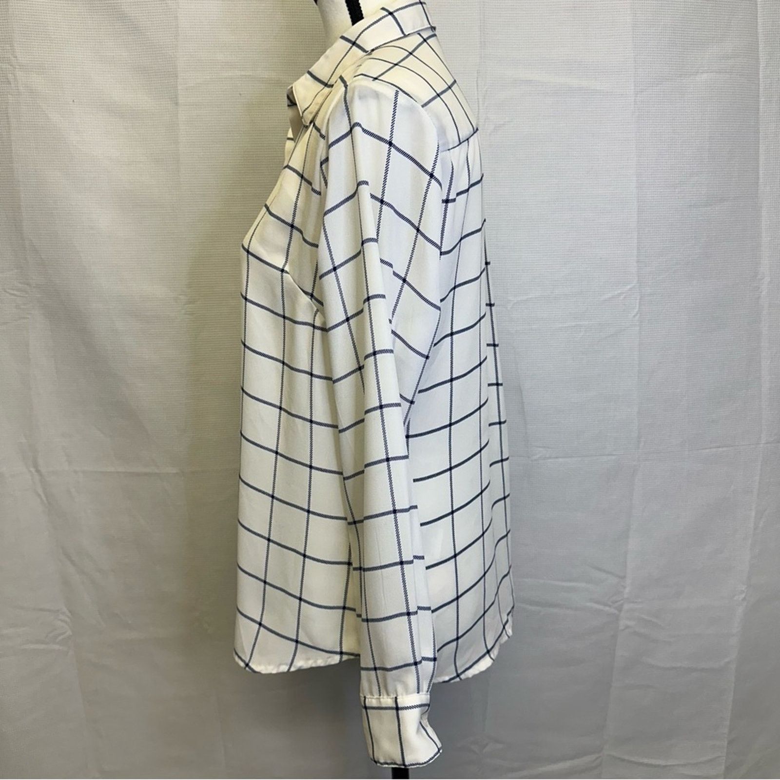 Banana Republic Banana Republic Sheer Plaid Button-Down Blouse Size S Size S / US 4 / IT 40 - 4 Thumbnail