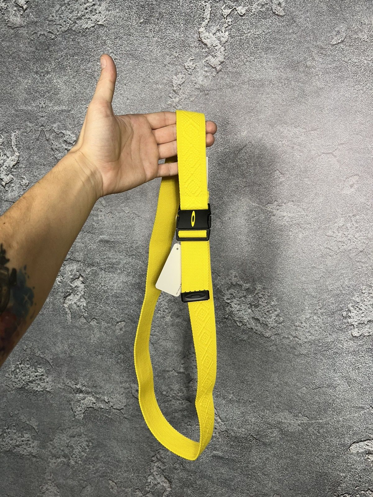 Oakley New Vintage Oakley Belt With Metal Buckle Logo Size ONE SIZE - 1 Thumbnail