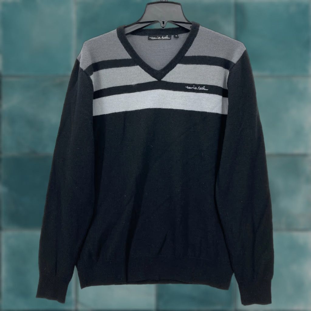 TravisMathew Travis Matthew Golf Merino Wool V-Neck Sweater Mens Medium Black Long Sleeve Pullover Size US M / EU 48-50 / 2 - 1 Thumbnail