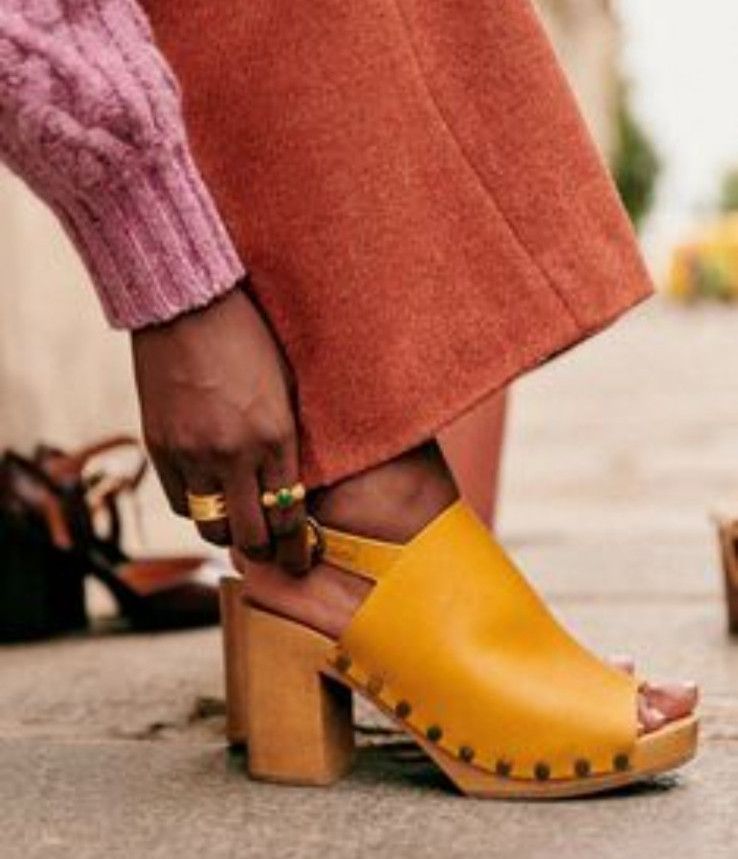 Sezane Sezane Dakota High Clogs Terracotta Wooden Buckle Chunky Size US 8 / IT 38 - 14 Thumbnail