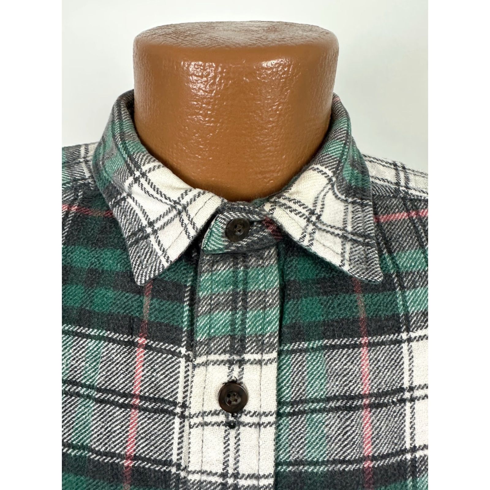 Vintage VINTAGE TXN Rugged Wear Shirt Men L Plaid Heavyweight Cotton Oversized 90s Green Button-Up Long Sleeve Collared Size US L / EU 52-54 / 3 - 3 Thumbnail