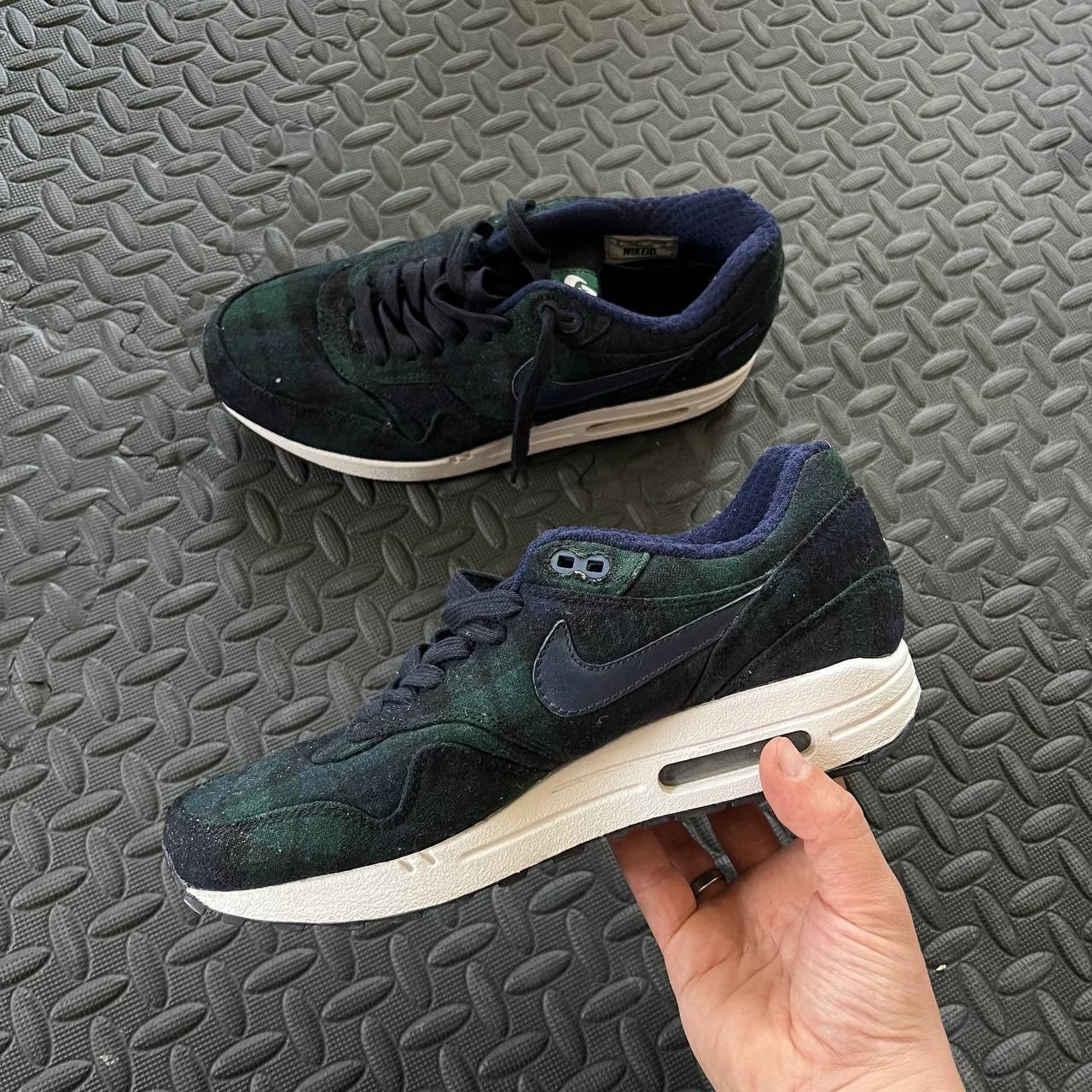 Nike Air Max 1 Pendleton Nike ID Sz 40-41 Size US 7.5 / EU 40-41 - 2 Thumbnail