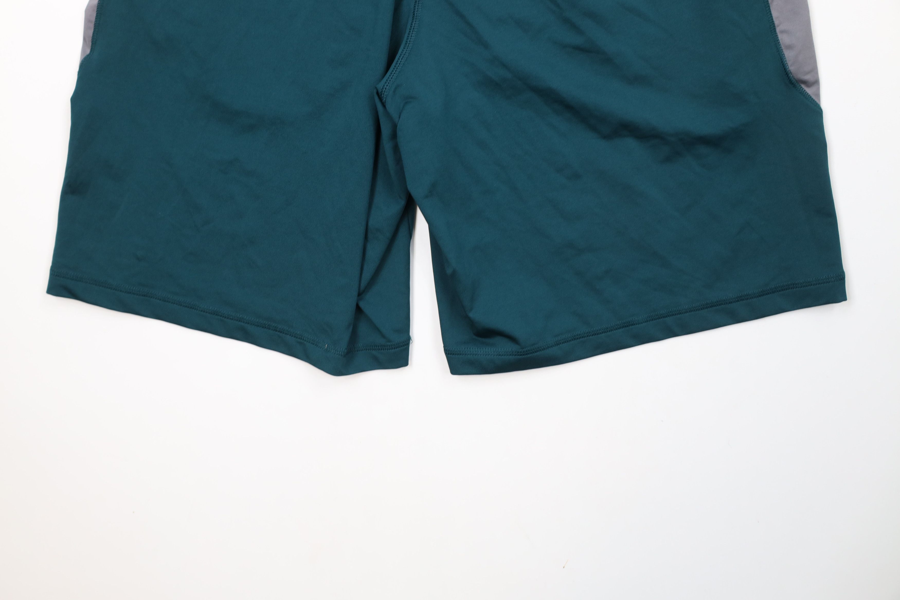 Under Armour × Vintage Under Armour HeatGear Block Gym Basketball Shorts Green Size US 34 / EU 50 - 13 Thumbnail