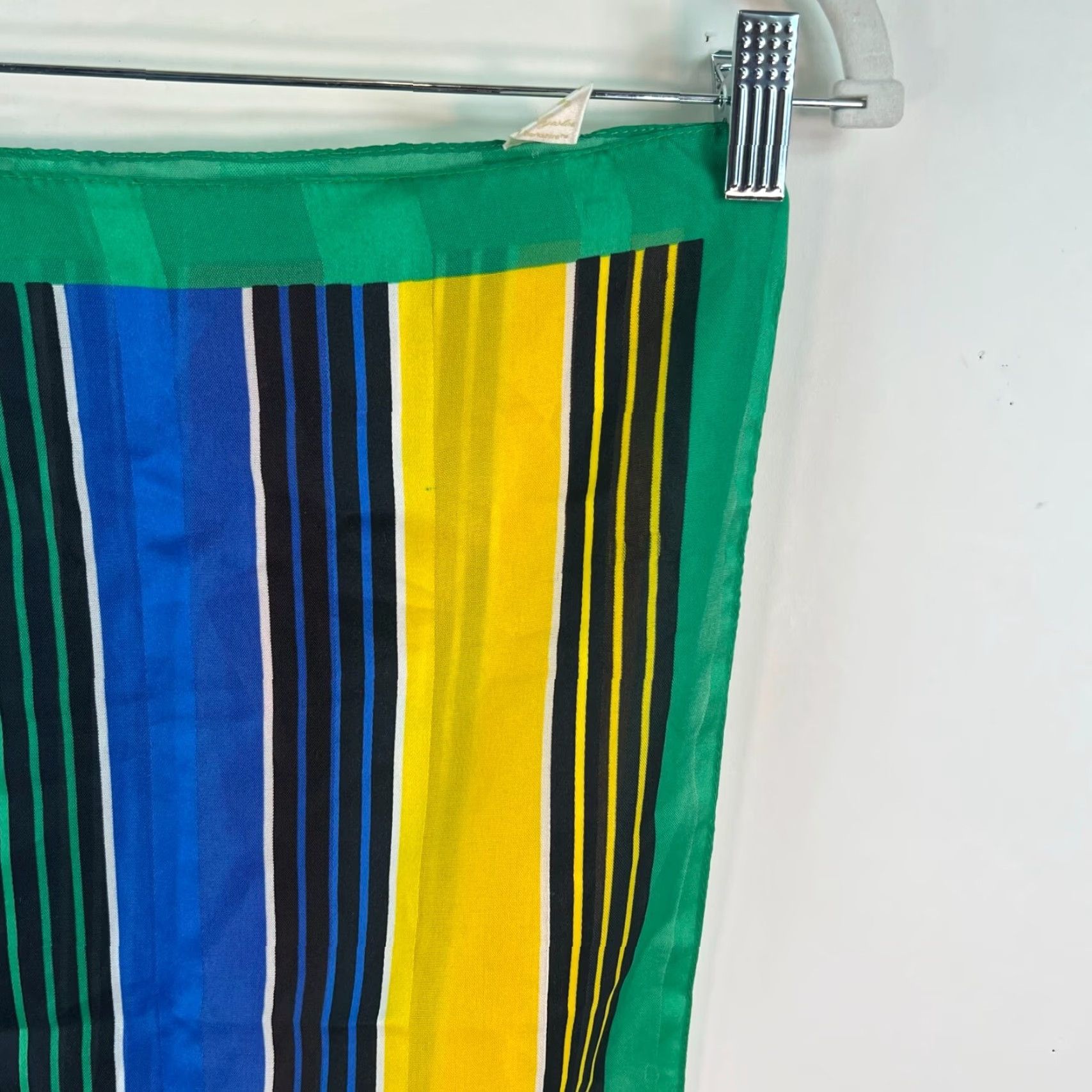 Vintage VINTAGE Berkshire Scarf Woman Square 30X31 Red Rainbow Striped Silk Polyester Italy Size ONE SIZE - 2 Thumbnail