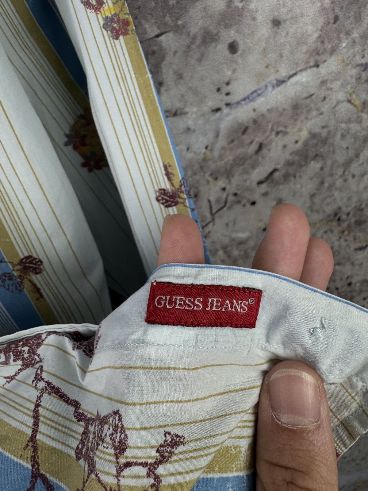 Guess Guess Jeans Men’s Button Up Shirt Striped Floral Long Sleeve Size US M / EU 48-50 / 2 - 6 Thumbnail