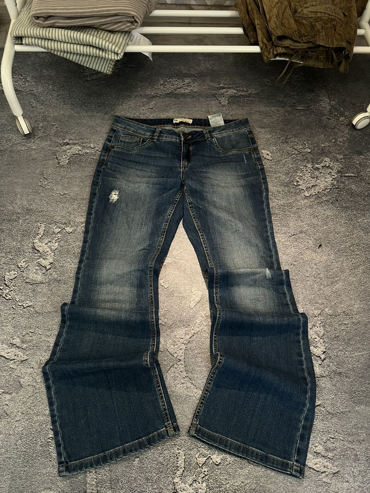 Japanese Brand Japanese Streetwear Flared Denim / Archive Number Nine Style Size US 31 - 1 Thumbnail