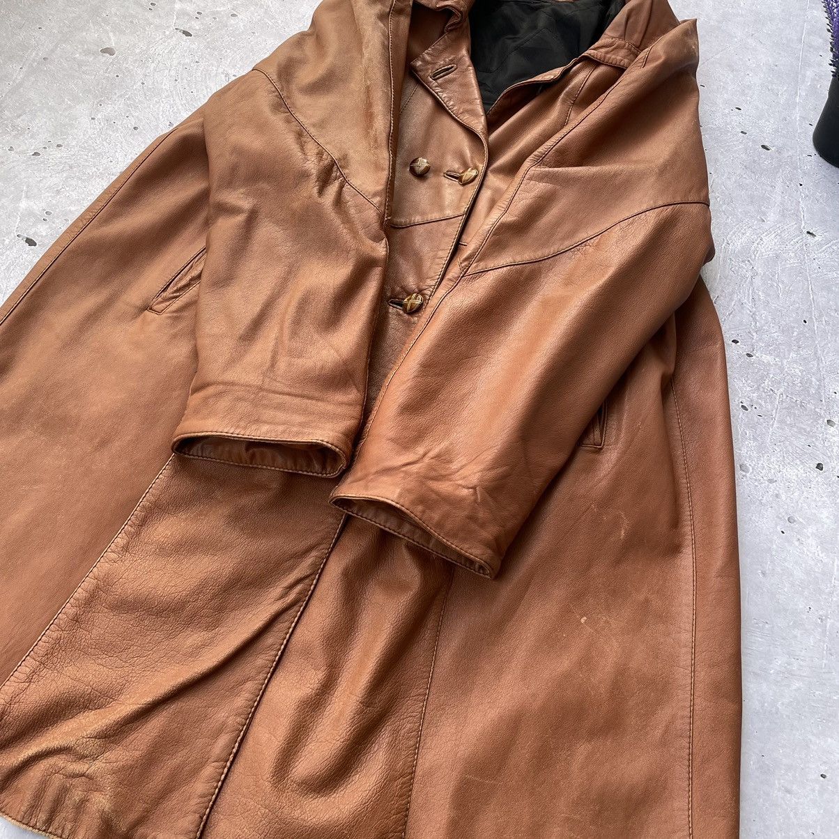 Japanese Brand vintage red leather trench coat style y2k japanese Size US L / EU 52-54 / 3 - 9 Thumbnail