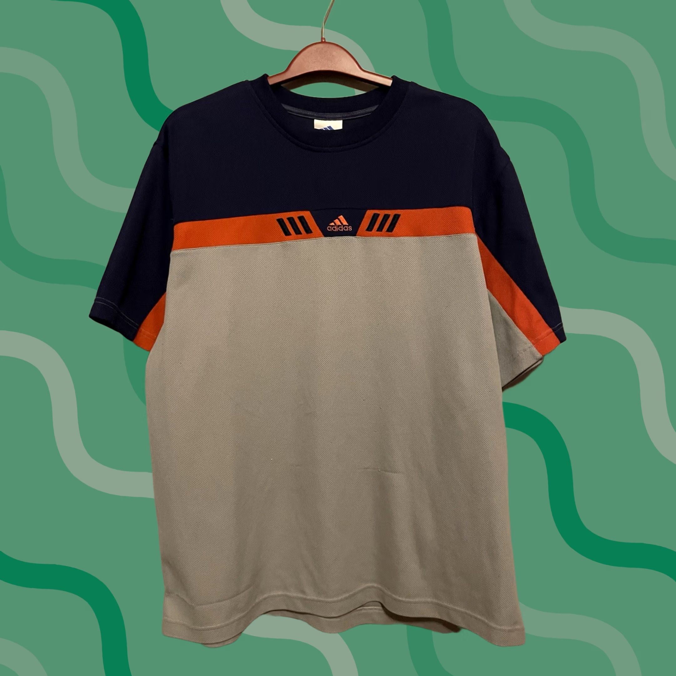 Adidas VINTAGE adidas Men's XL Short Sleeve Athletic Shirt Blue Grey Orange D353 Size US XL / EU 56 / 4 - 1 Thumbnail