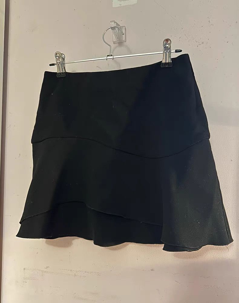 Zara Zara Black Midi Skirt。Q9 Size XS / US 0-2 / IT 36-38 - 1 Thumbnail