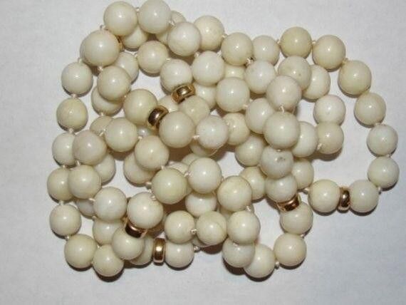 Handmade Angelskin Coral Flapper Necklace with 14 kt Gold Beads Size ONE SIZE - 3 Thumbnail
