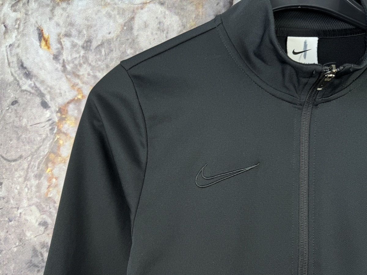 Nike Men’s Nike Dry-Fit Full Zip Sports Sweatshirt Black Size S Size US S / EU 44-46 / 1 - 4 Thumbnail
