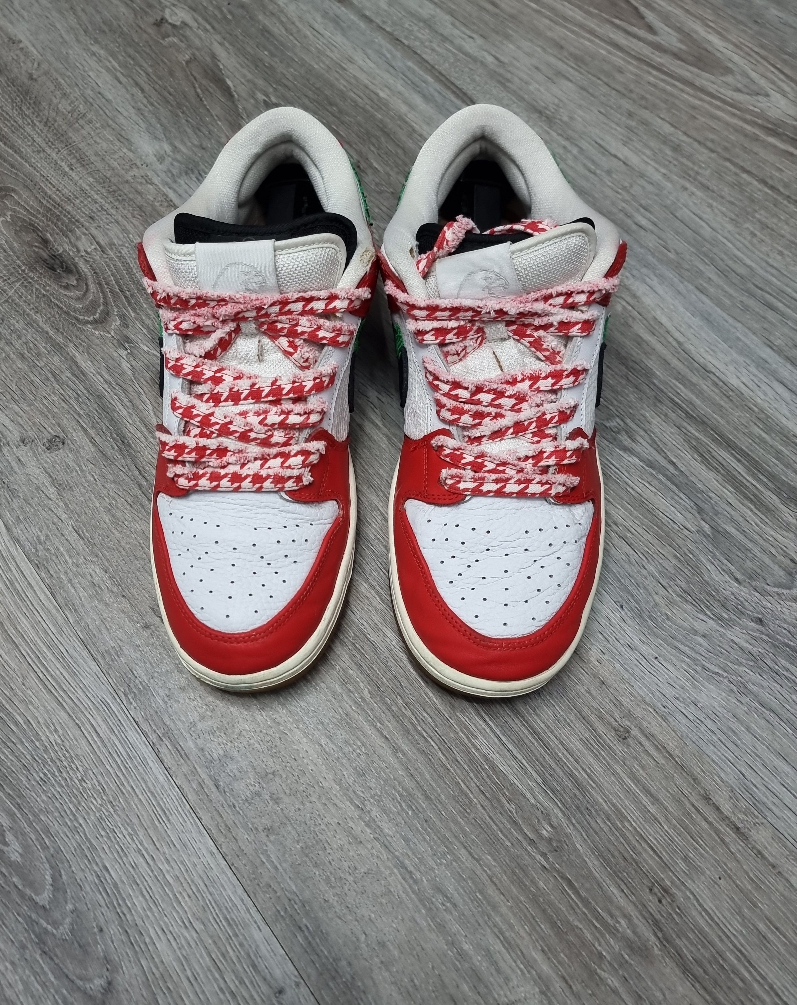 Nike SB Nike SB Dunk Low Frame Skate Habibi Size US 9.5 / EU 42-43 - 6 Thumbnail