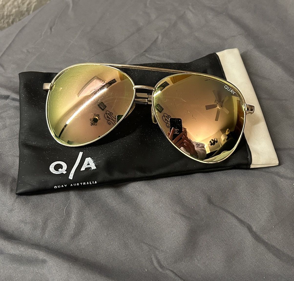 Quay Preowned Gold Mirrored Brow Bar Aviator Sunglasses Size ONE SIZE - 9 Thumbnail