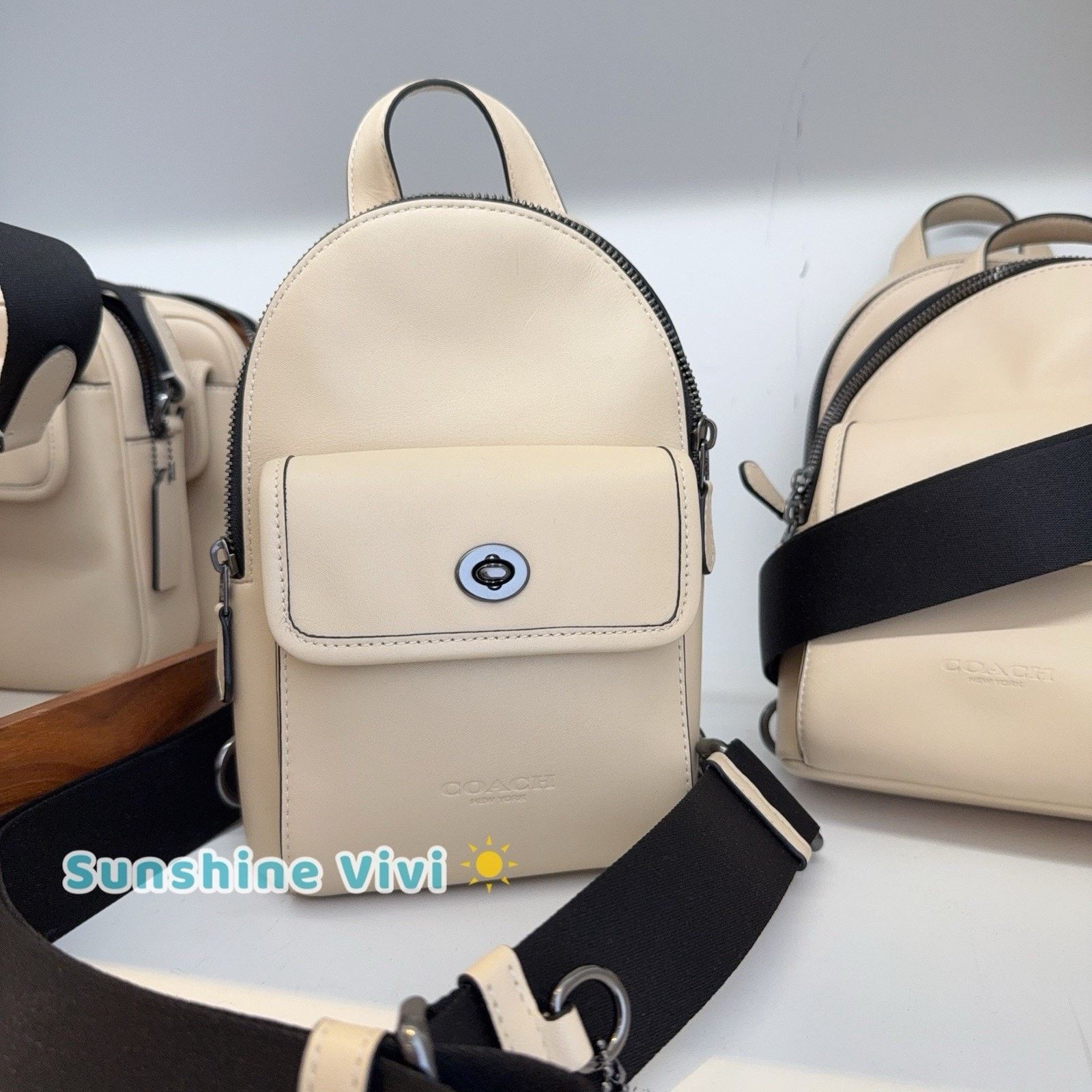 Coach NWT COACH Small Turnlock Sling Pack Backpack Bag Ivory CAJ28 Size ONE SIZE - 1 Thumbnail