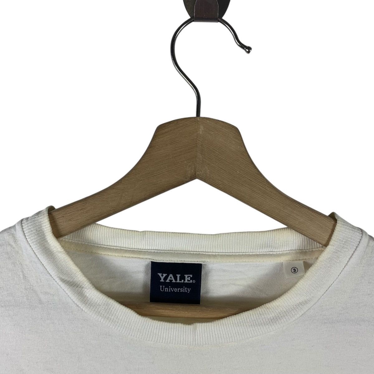 Vintage Vintage 90s YALE University Big spellout tee Size US M / EU 48-50 / 2 - 5 Thumbnail