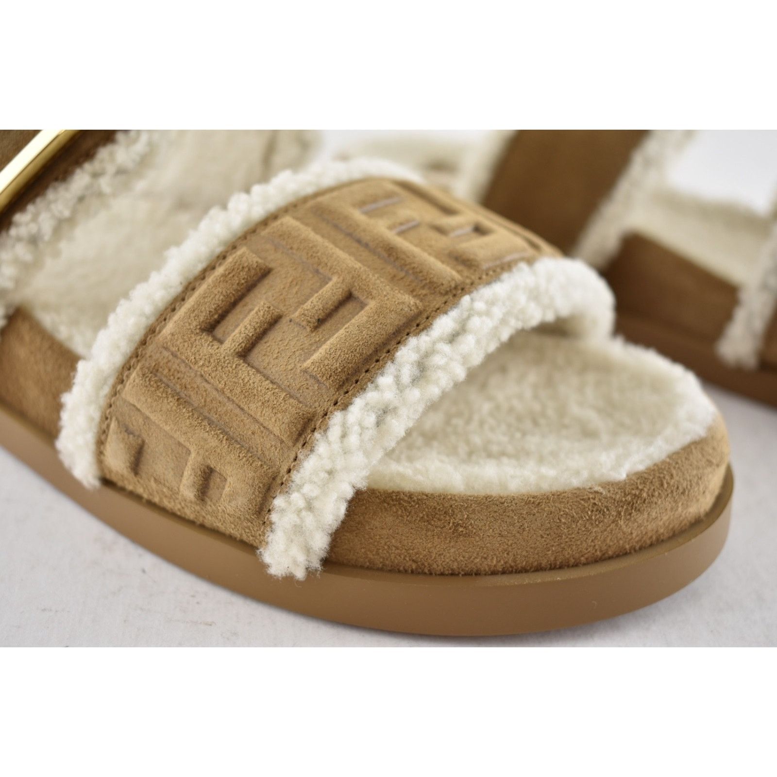 Fendi Fendi Feel Slide Shearling Fur Bronze Monogram Sandal 37 Size US 7 / IT 37 - 8 Thumbnail
