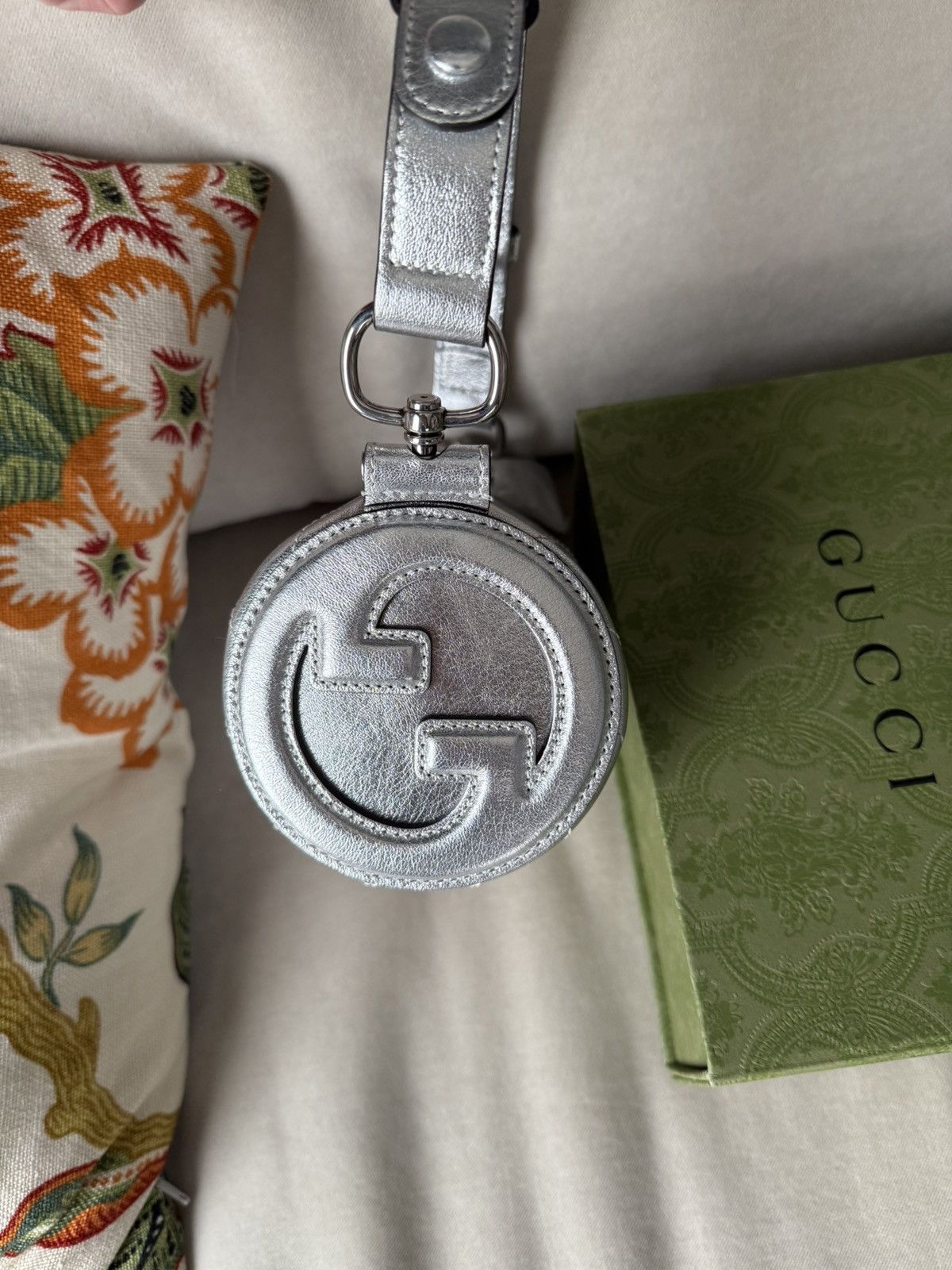 Gucci Gucci Blondie GG Silver Leather Small Bag NWT 👜✨ Size ONE SIZE - 3 Thumbnail