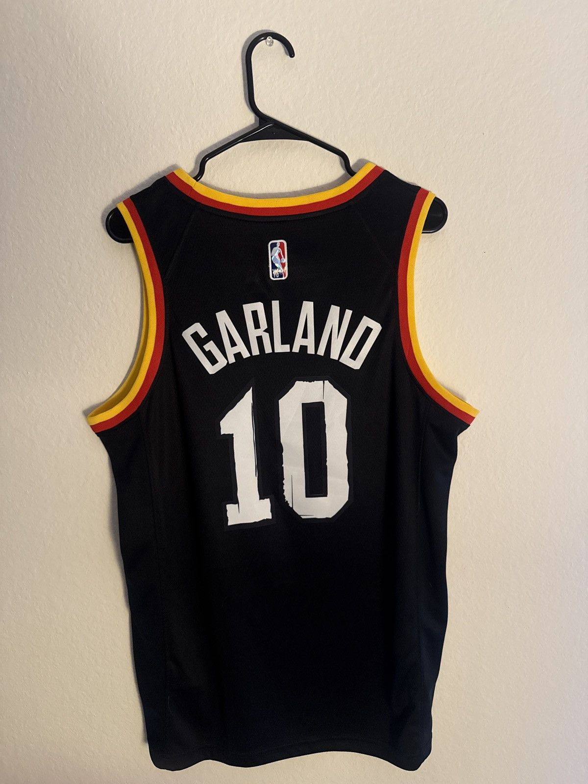 NBA Cleveland Cavalier Darius Garland Jersey Size US L / EU 52-54 / 3 - 1 Thumbnail