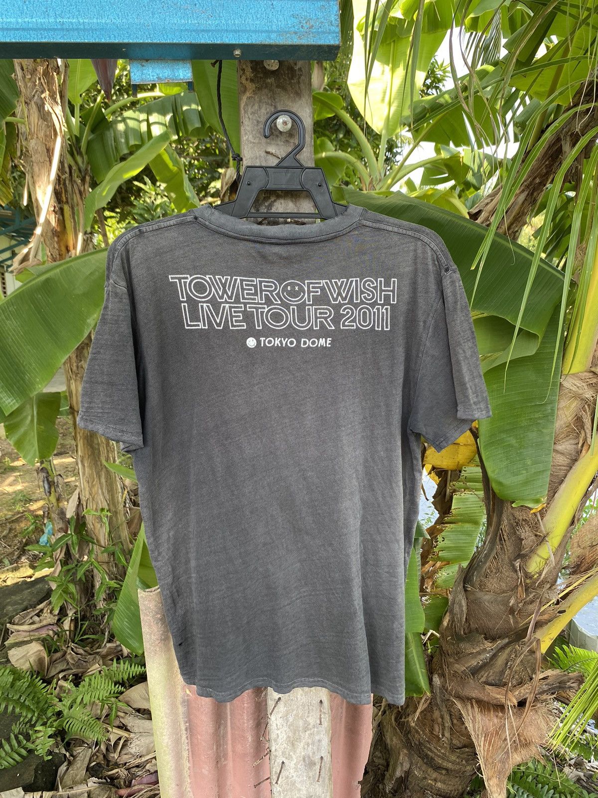Japanese Brand × Vintage Exile Japan Tour of Wish Smiley Tshirt Size US S / EU 44-46 / 1 - 4 Thumbnail