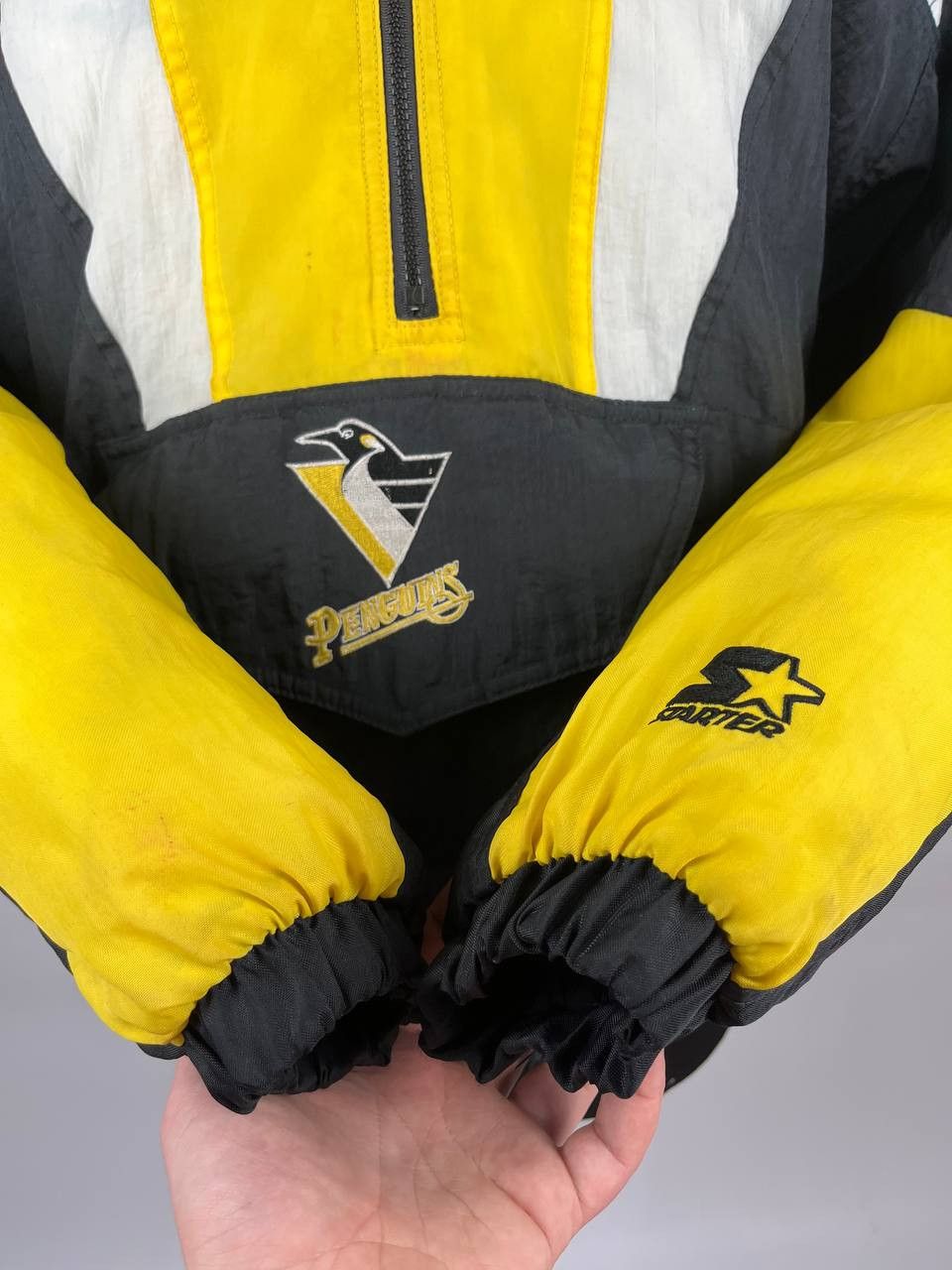NHL Vintage Starter NHL Pittsburgh Penguins Center Ice Anorak Size US L / EU 52-54 / 3 - 4 Thumbnail