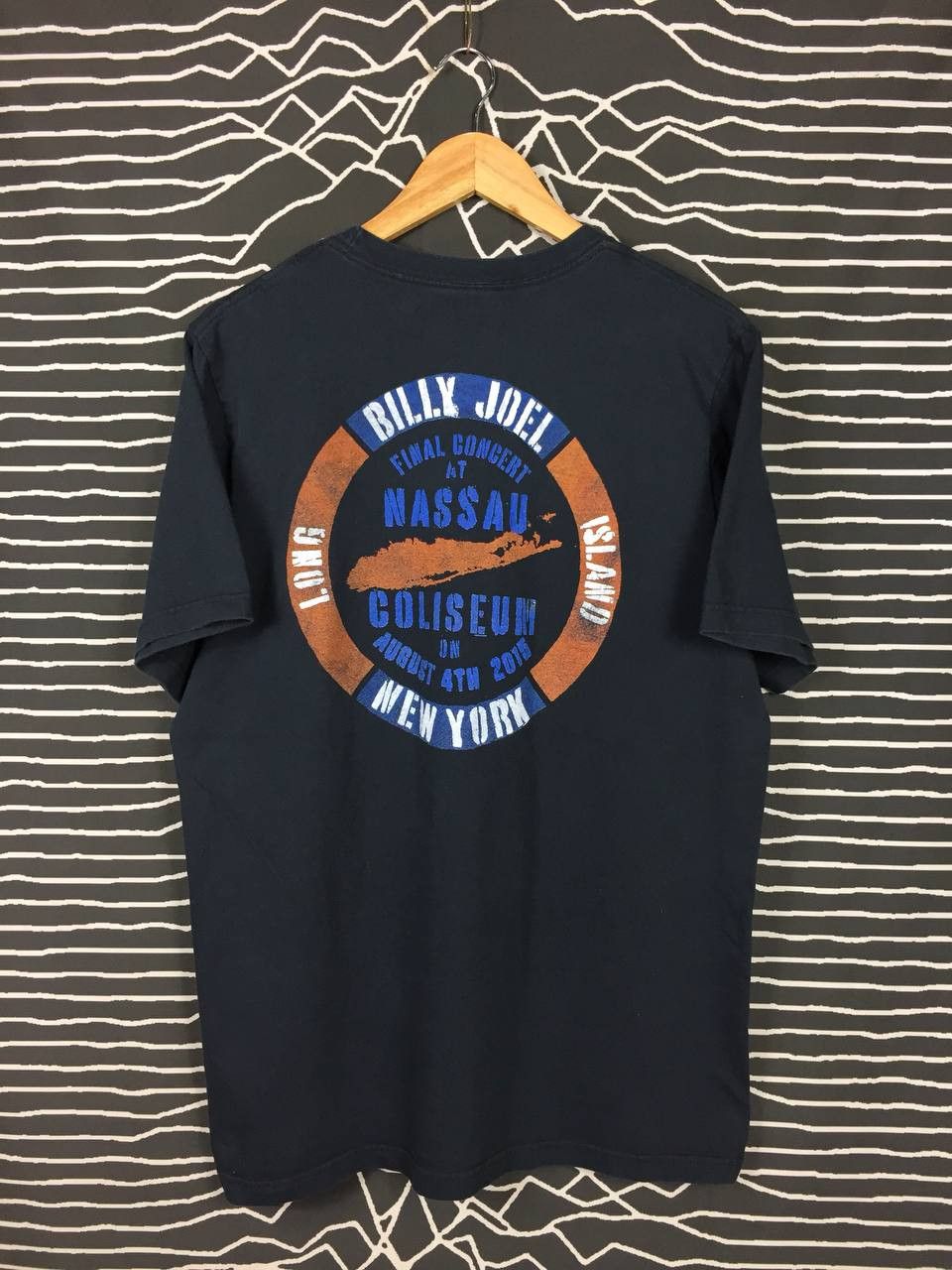Band Tees Billy Joel Nassau Coliseum Final Concert Long Island NY Tee Size US L / EU 52-54 / 3 - 6 Thumbnail