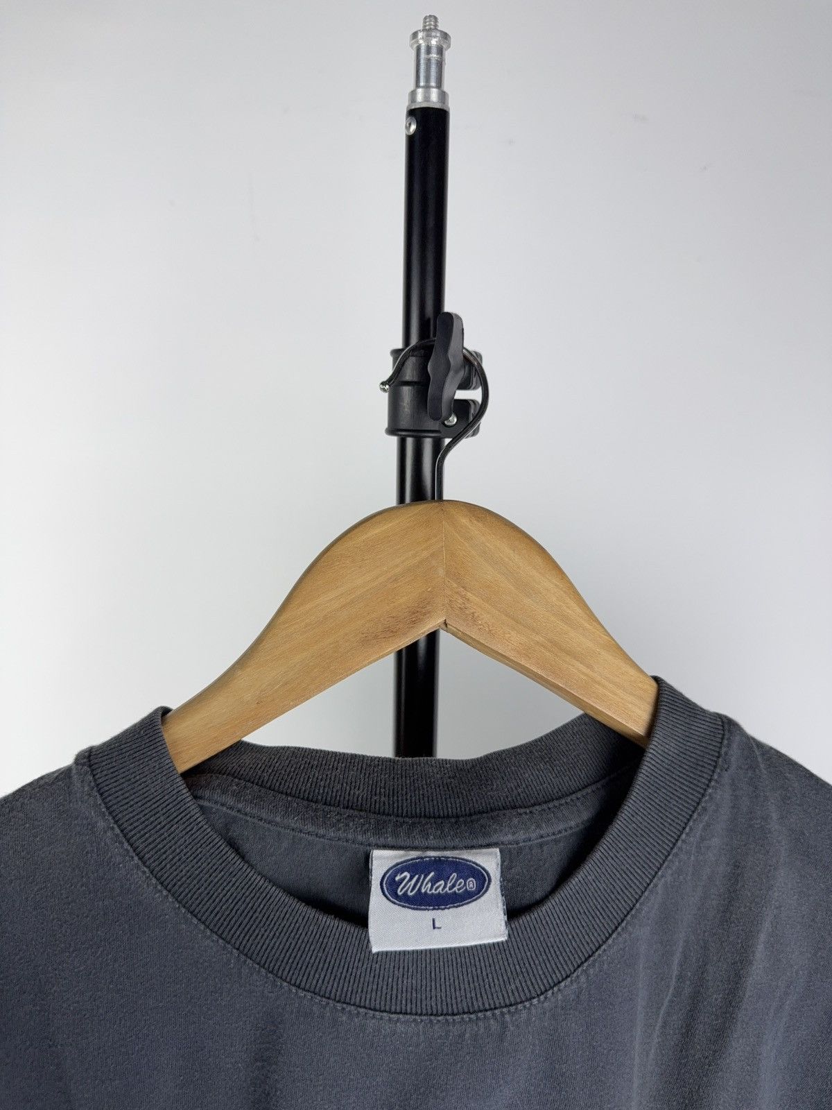 Vintage Vintage 90s Y2K Faded Parody Swiss Alps Logo Tee Whaleo Size US L / EU 52-54 / 3 - 6 Thumbnail