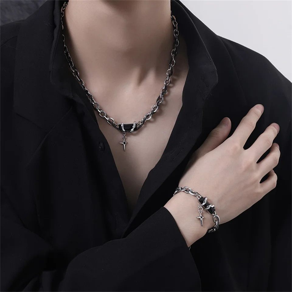 Other Retro Black Zircon Star Bracelet Size ONE SIZE - 3 Thumbnail