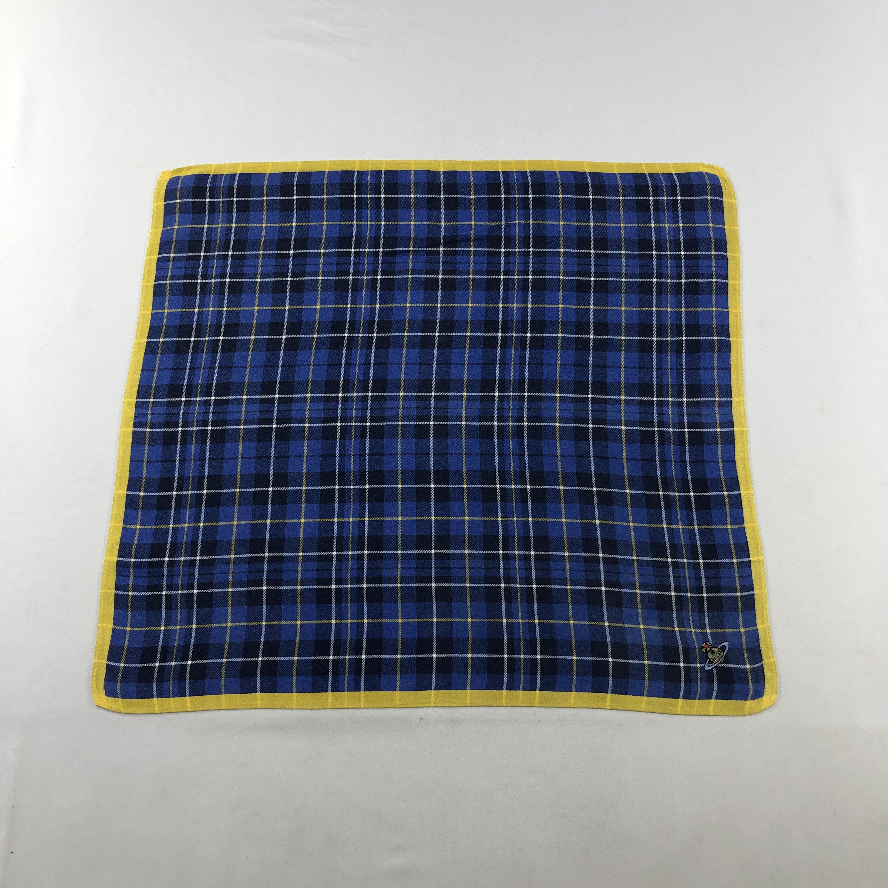 Vivienne Westwood Vivienne Westwood Handkerchief Neckerchief Bandana H2985 Size ONE SIZE - 1 Thumbnail
