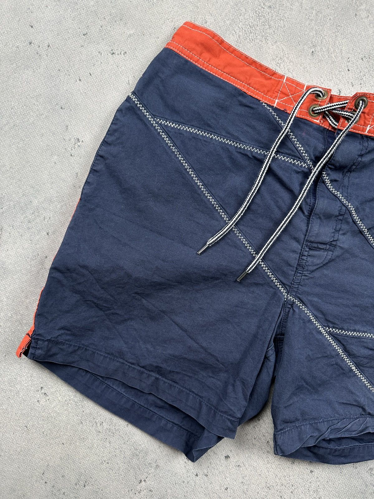 Polo Ralph Lauren Polo Ralph Lauren Vintage Sailing Swim Shorts Navy Red Size US 32 / EU 48 - 2 Thumbnail